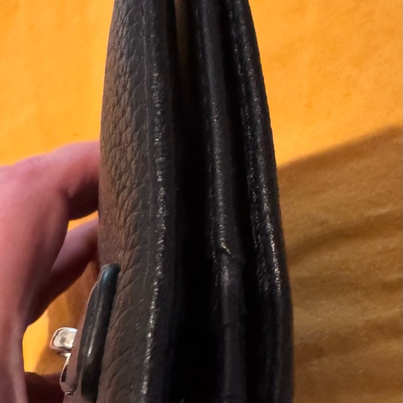 Marc Jacobs Gotham City Black Pebbled Leather Wallet - Picture 5 of 6